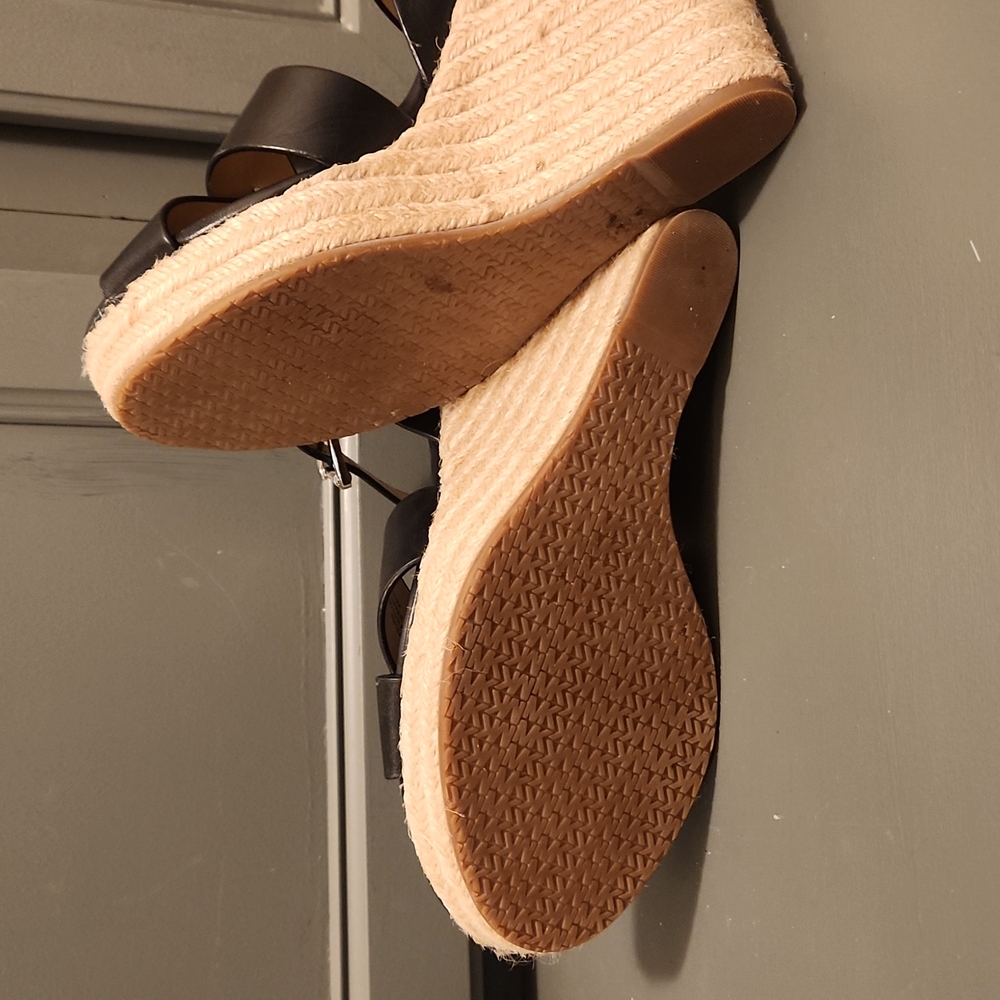 Black leather Michael Kors Sandala with Rope Wedge heel . Size 6 - Picture 3 of 3